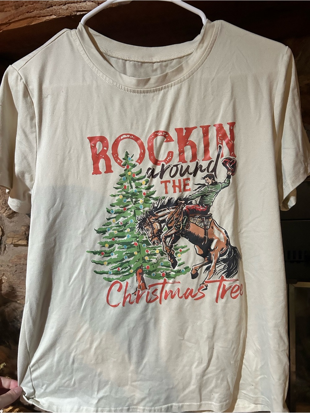 SHEIN Ivory Holiday Graphic Tee with Green Tree & Brown Horse
